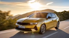 Opel Astra 2025: nuova plug-in hybrid da 83 km elettrici