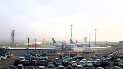 Come prenotare il parcheggio in aeroporto: guida completa