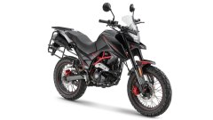 In Germania le moto si vendono al supermercato (a prezzi stracciati). E in Italia?