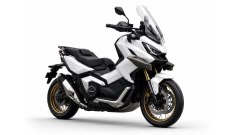 QJMotor X-Adventure 900: 95 CV per sbaragliare tutti i maxi-scooter