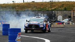 Drift Car vs Rally Car: una sfida epica nel video Red Bull