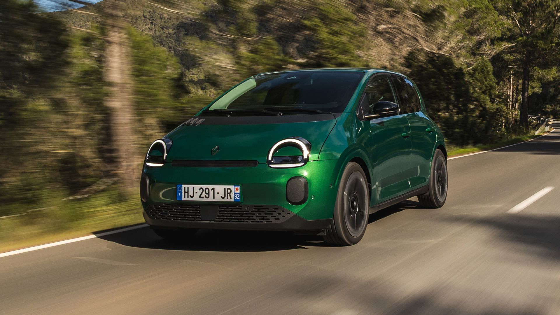 Renault Twingo E-Tech Electric arriva in Italia: Porte Aperte il 18 e ...