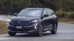 Renault Espace E-Tech: prova, recensione, consumi, prezzo del SUV