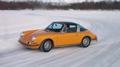 Video Porsche 911 GT3 vs Targa '69: Richard Hammond sul ghiaccio