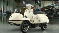 Pazza idea: la Vespa col sidecar. Peccato non sia l'originale
