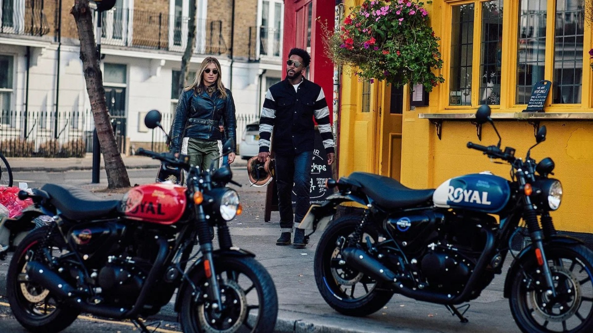 Royal Enfield 350 MY 2027 con frizione antisaltellamento, LED e Tripper di serie in strada