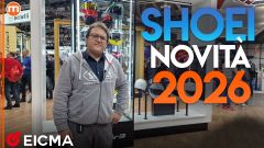 Shoei: video dell'unboxing del casco GT-Air 3 Smart da EICMA 2025