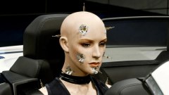 Sicurezza auto: donne pi&ugrave; a rischio negli incidenti