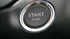Start&Stop abolito sulle nuove auto? Perché conviene e perché no