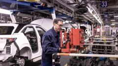 Stellantis, fabbrica Poissy stop auto dal 2028 e piano rilancio