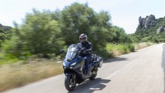 SYM TTLBT 2026: recensione, pregi, difetti, prezzo dello scooter