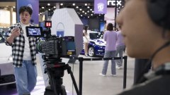 Cose dell'altro mondo: al salone di Pechino fanno le televendite in diretta