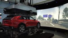I test virtuali di GM per mettere a punto la guida autonoma