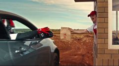 Spot della Toyota GR Yaris bannato in Australia: guarda che video