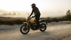 Triumph Scrambler 400XC 2025: novità, data di arrivo e prezzo