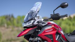 Triumph Tiger 1200 2026, novità: elettronica, cerchi, foto spia