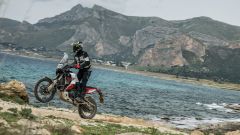 Yamaha T&eacute;n&eacute;r&eacute; 700 World Raid, prova: nomen omen. Ecco come va con pregi e difetti