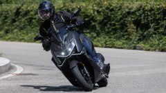 Zontes 125X, prova su strada dello scooter 125. Pregi, difetti e prezzo