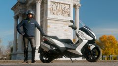 Prova Zontes 368E, sorprendente scooter GT cinese