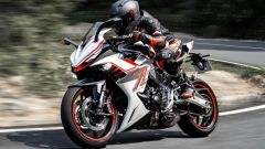 Zontes 703 RR: la sportiva a 3 cilindri cinese in dettaglio